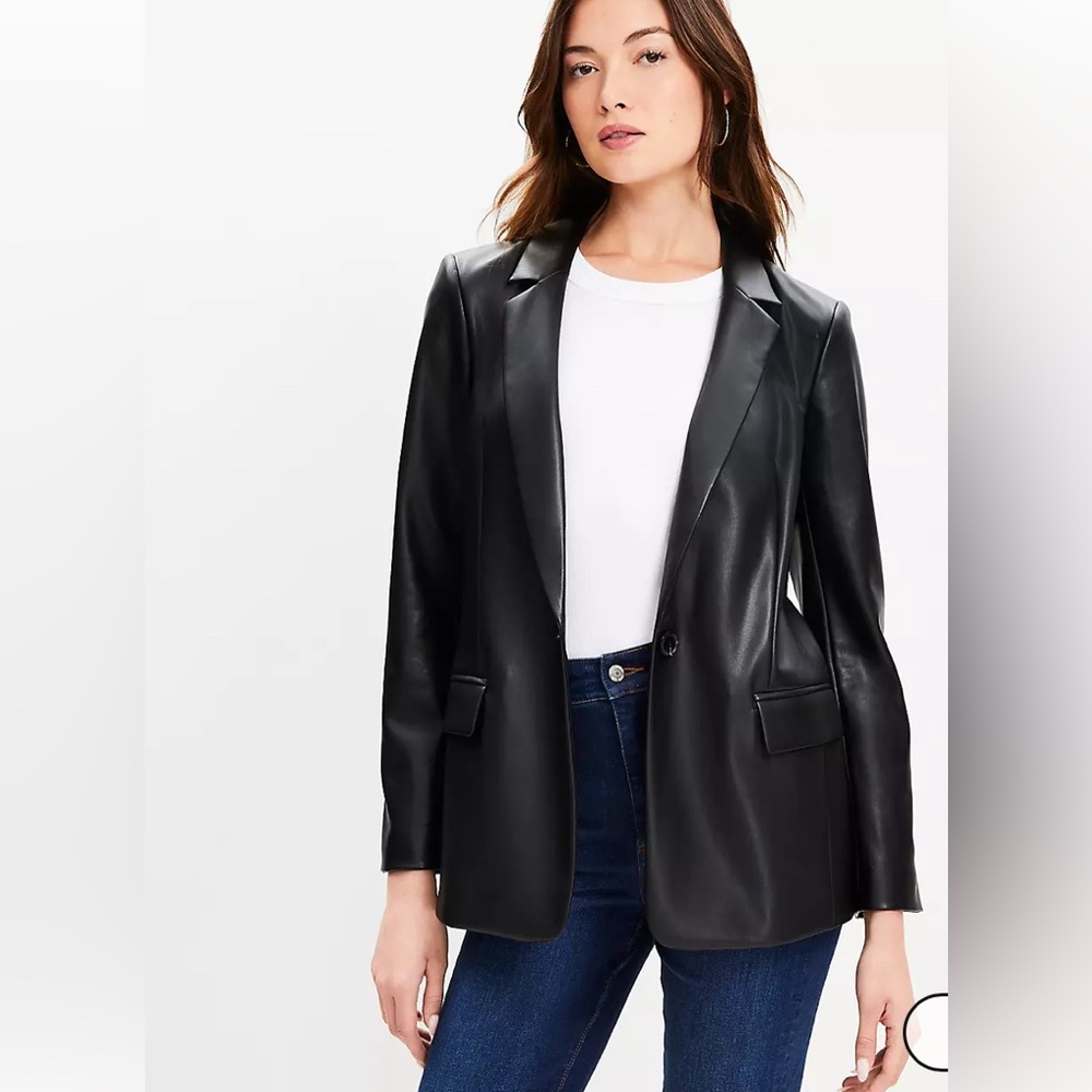 LOFT Black Relaxed Fit Faux Leather Blazer Size 16P